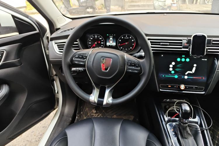 Used Roewe i5 2019 1.5L Automatic 4G Connected Langhao Edition Steering Wheel