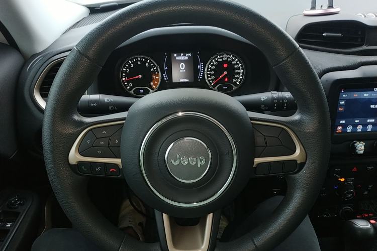 Used Jeep Renegade 2018 Connected Large Screen Version 180T Automatic High-Energy Edition