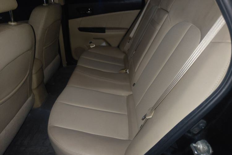 Used CHANGAN Eado 2015 1.6L Manual Luxury Model China IV Standard Left Rear Seat