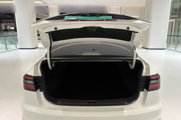 Used Venucia D60 2021 PLUS 1.6L XL CVT Yue Ling Edition