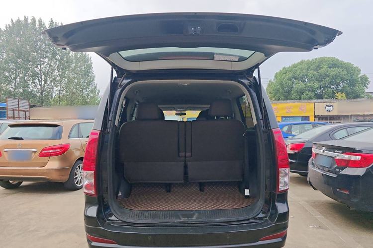 Used FORTHING Lingzhi PLUS 2022 Travel Edition 2.0L Manual Luxury Version 7 Seats
