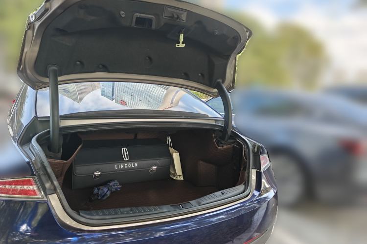 Used Lincoln MKZ 2017 2.0T Luxury Edition
