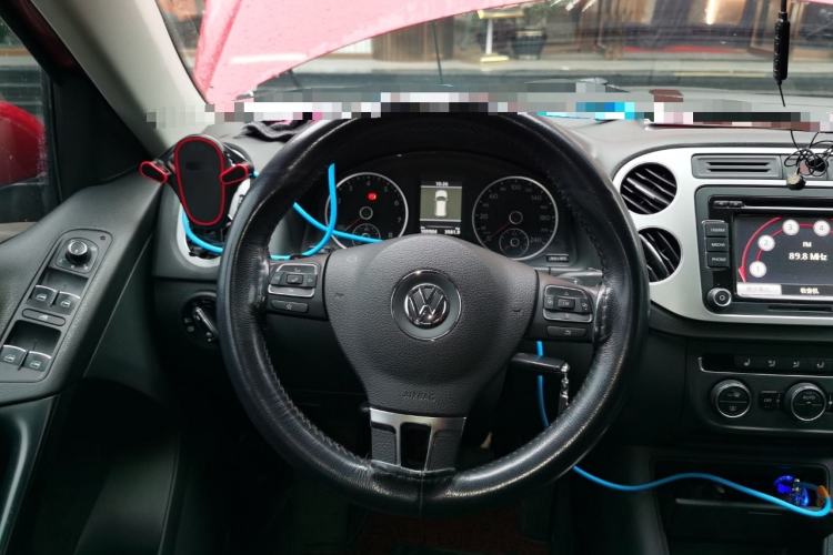 Used Volkswagen Tiguan 2013 1.8TSI Automatic Two-Wheel Drive Luxury Model Steering Wheel