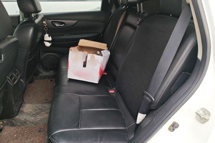 Used Nissan X-Trail 2014 2.0L CVT Comfort Edition 2WD Left Rear Seat