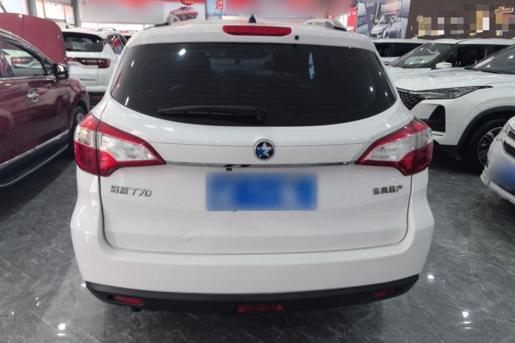 Used Venucia T70 2016 1.6L Manual Ruixing Edition Rear