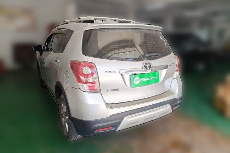 Used Toyota Verso 2015 180E CVT Crossover Edition Rear Left 45 Deg