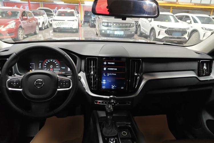 Used Volvo XC60 2020 T5 4x4 Zhiyi Luxury Edition Center Console