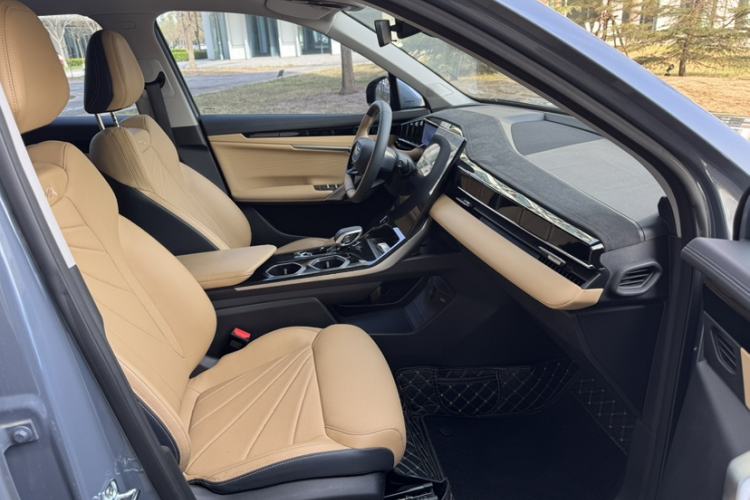 Used Geely Auto FX11 2023 1.5TD DCT Prestige Edition