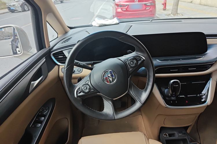 Used Buick GL8 2021 ES Land Cruiser 653T Luxury Edition