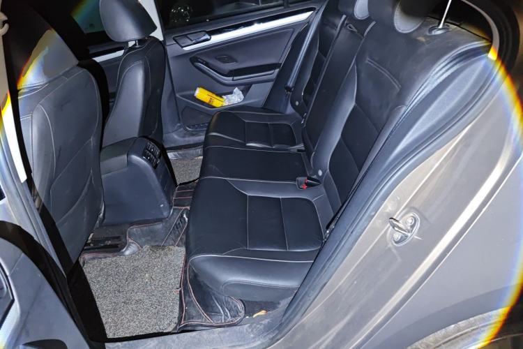 Used Volkswagen Sagitar 2017 1.6L Manual Comfort Model Left Rear Seat