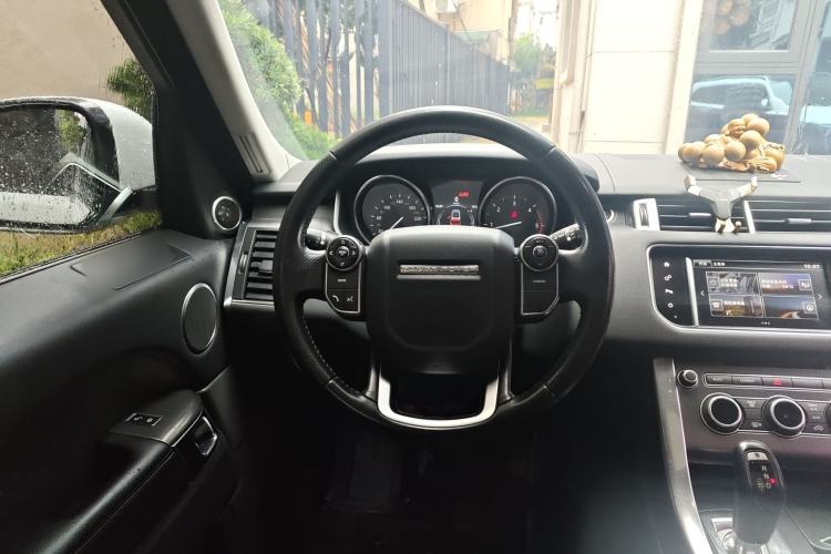 Used Land Rover Range Sport 2016 3.0 SDV6 HSE Steering Wheel