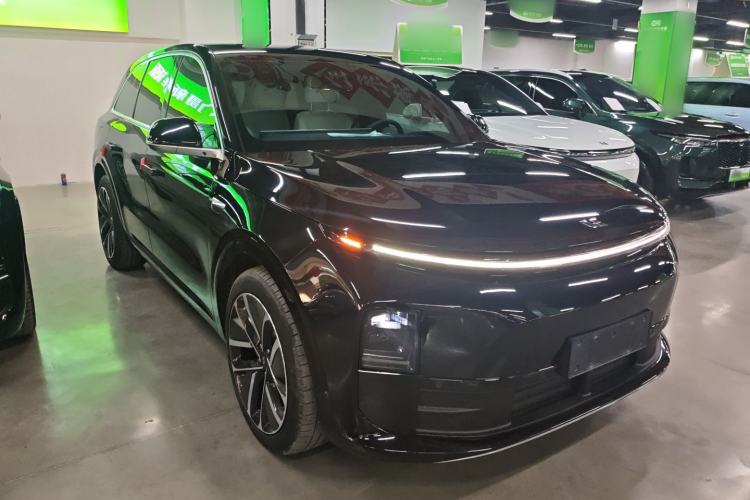 Used Li Auto L6 2024 Pro Model Front Right 45 Deg