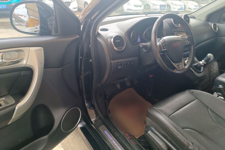 Used Haval H6 2013 Upgraded Model 1.5T Manual Two-Wheel Drive Elite Version