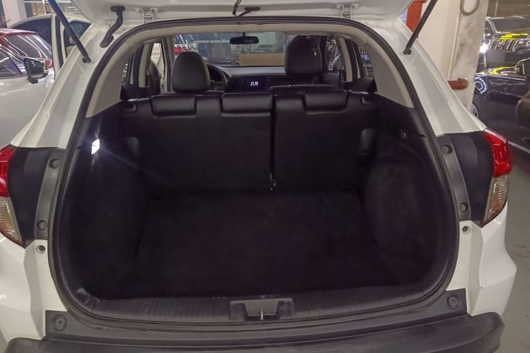 Used Honda Vezel 2020 1.5L CVT Pioneer Edition
