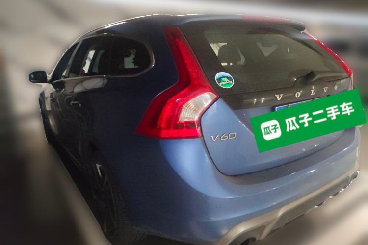 Used Volvo V60 2015 T5 Zhiya Edition
