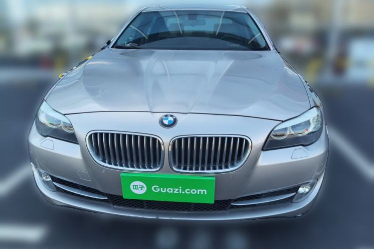 Used BMW 5 Series 2013 535Li Leading Model
