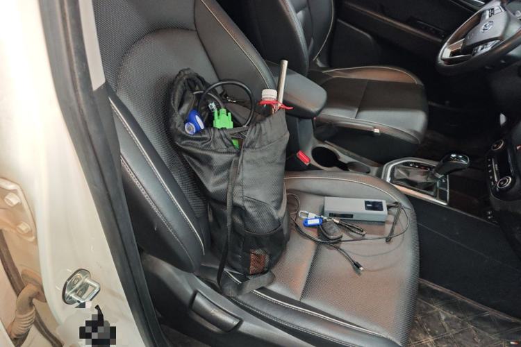 Used Hyundai ix25 2015 1.6L Automatic Two-Wheel-Drive Deluxe DLX Model