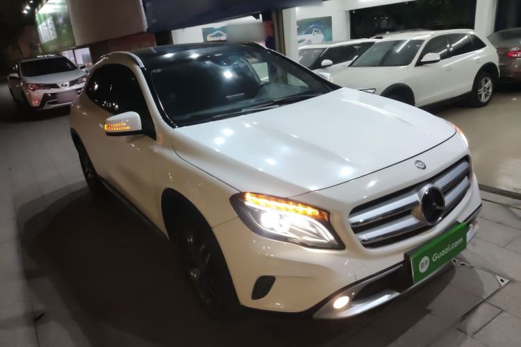 Used Mercedes-Benz GLA 2015 GLA 220 4MATIC Fashion Model
