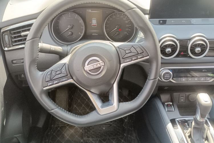 Used Nissan Qashqai 2025 Honor 2.0L CVT XV+ Leading Edition Steering Wheel