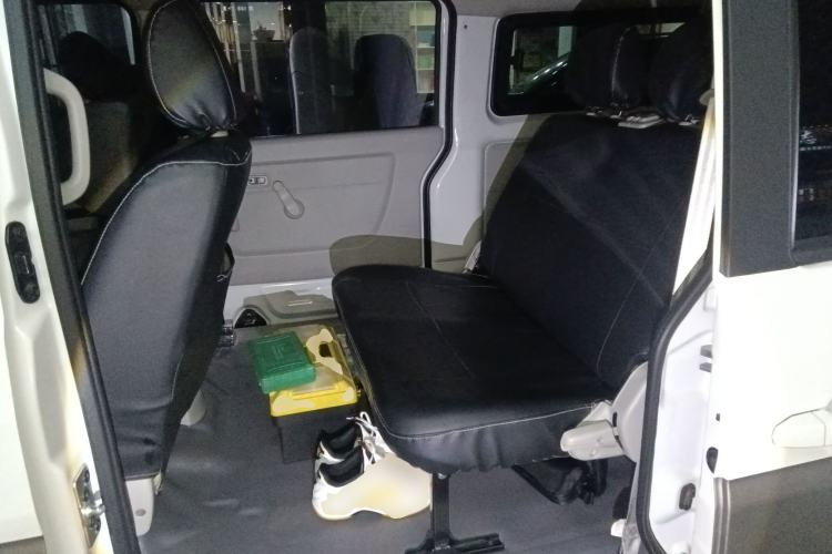 Used Jinbei New Hiace S 2021 1.5L Wealth Central Air-Conditioned Bus China VI Standard Model SWC15M
