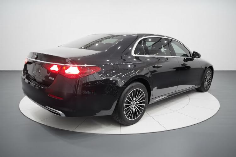 Used Mercedes-Benz E-Class 2024 Facelift E 260 L
