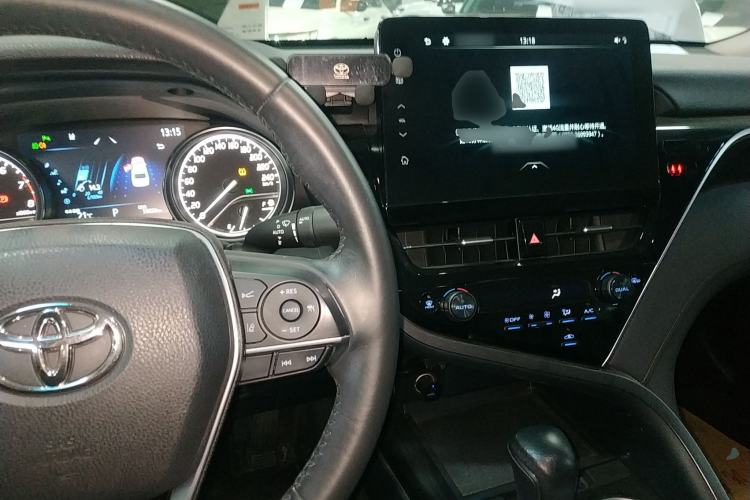 Used Toyota Camry 2021 2.0G Luxury Edition
