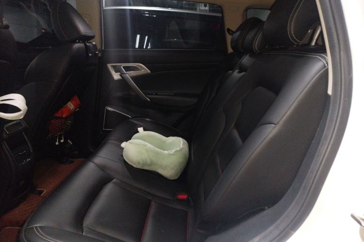 Used Geely Auto Emgrand X7 Sport 2018 1.8TD Automatic Two-Wheel Drive Smart Connect 4G Internet Edition
