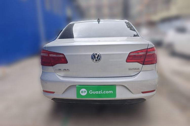 Used Volkswagen Bora 2013 1.6L Manual Fashion Edition

