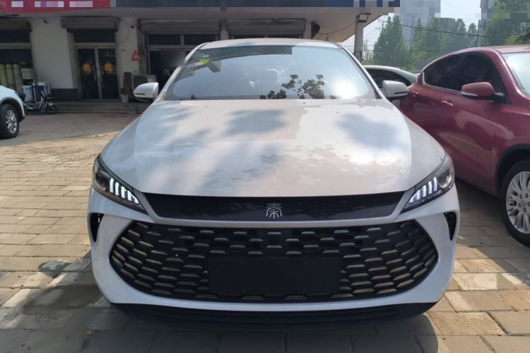 Used BYD Qin PLUS 2025 DM-i Smart Drive 55KM Leading Model Front