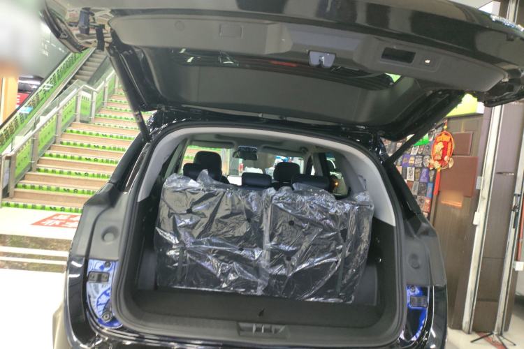 Used JETOUR Shanhai L9 2024 1.5TD 2DHT Air 7-Seater