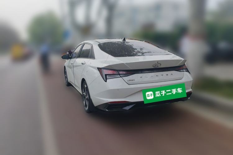 Used Hyundai Elantra 2021 1.5L CVT GLX Elite Edition Rear Left 45 Deg