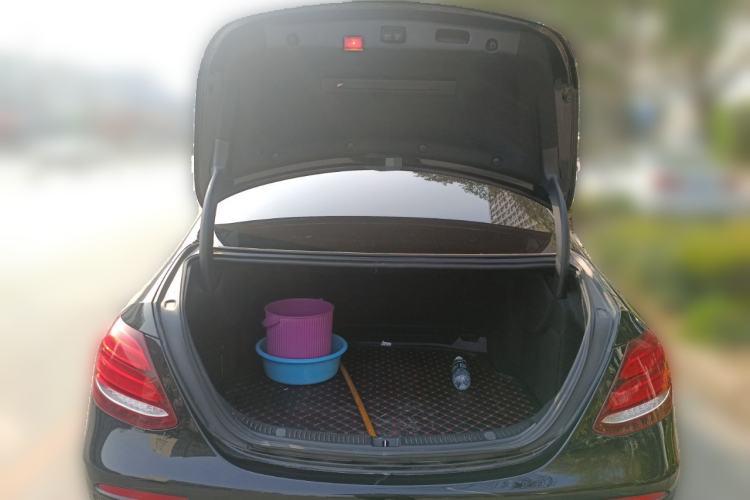 Used Mercedes-Benz E-Class 2019 Restyled E 300 L Sporty and Stylish Edition
