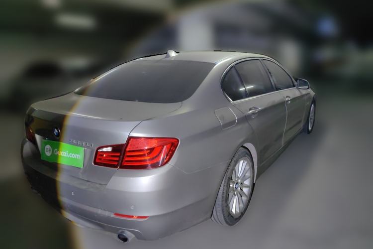 Used BMW 5 Series 2013 535Li Leading Model

