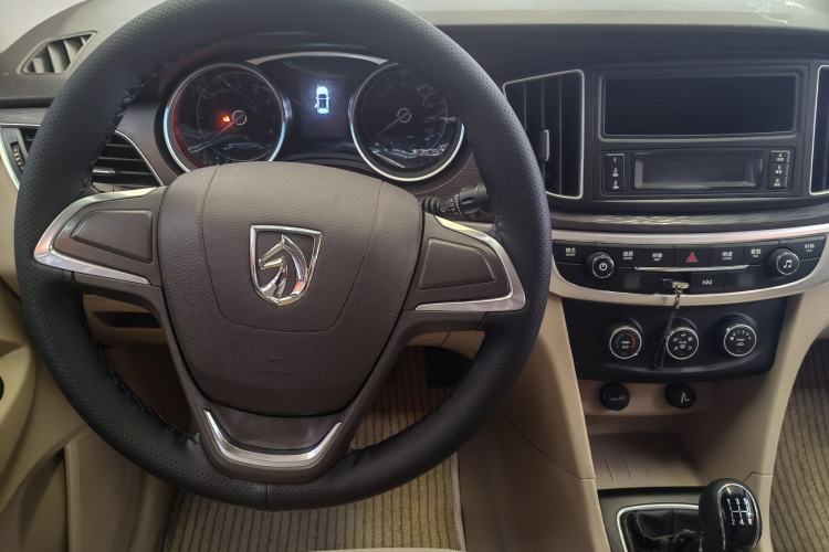 Used Baojun 730 2016 1.5L Manual Value Edition 7 Seats China V Emission Standard