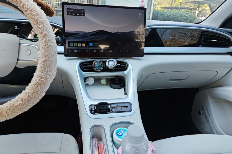 Used Geely Galaxy Geome 2025 UP 410km Exploration Edition Audio And AC Panel