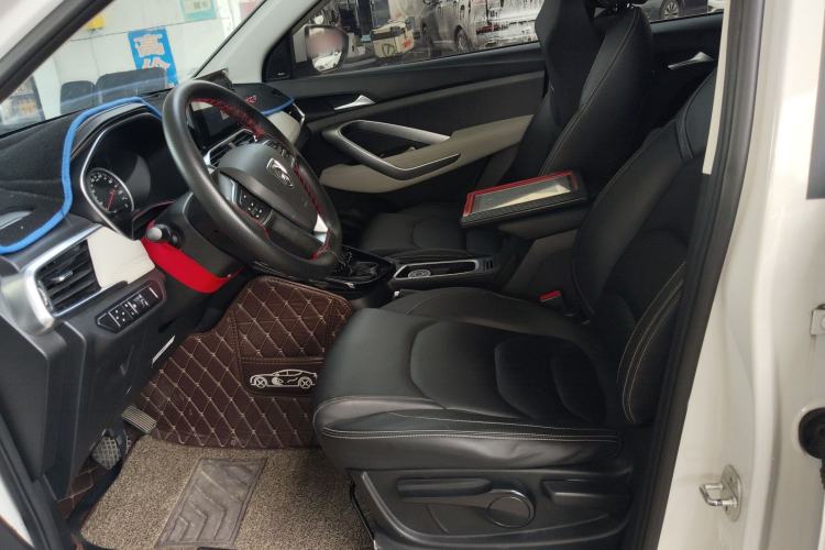 Used Baojun 530 2019 1.5T CVT Luxury Model 7 Seats China V Emission Standard