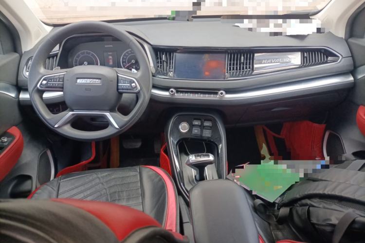 Used Haval H2s 2017 Blue Label 1.5T Dual-Clutch Comfort Model Center Console