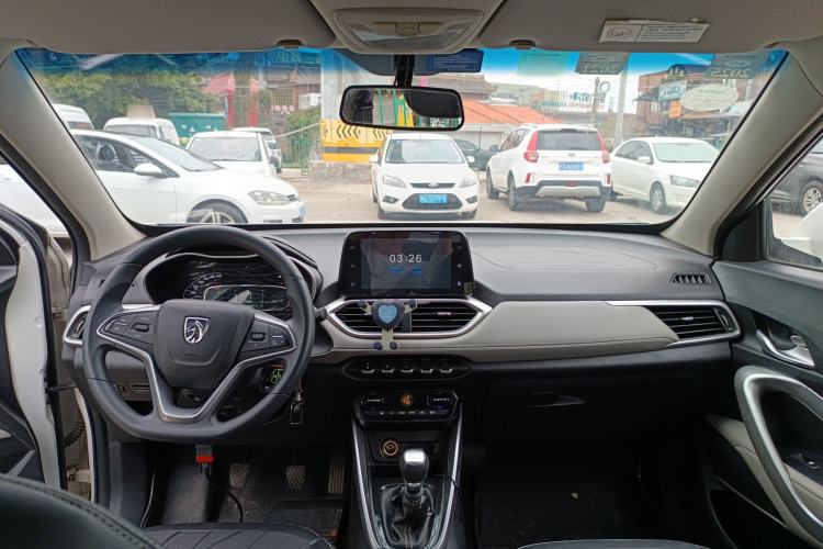 Used Baojun 510 2017 1.5L Manual Fashion Model
