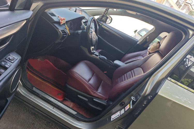 Used Lexus NX 2015 200 Front-Wheel Drive X-Trail SE Edition Left Front Seat