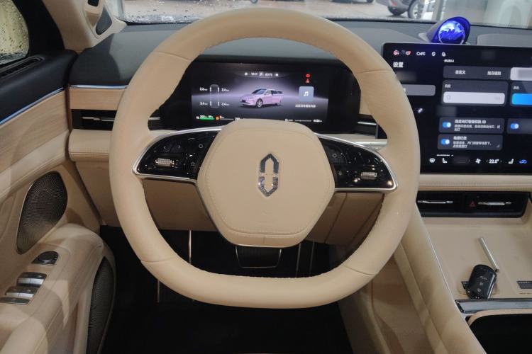 Used Hima AITO M5 2025 Extended-Range Ultra All-Wheel-Drive Version Steering Wheel
