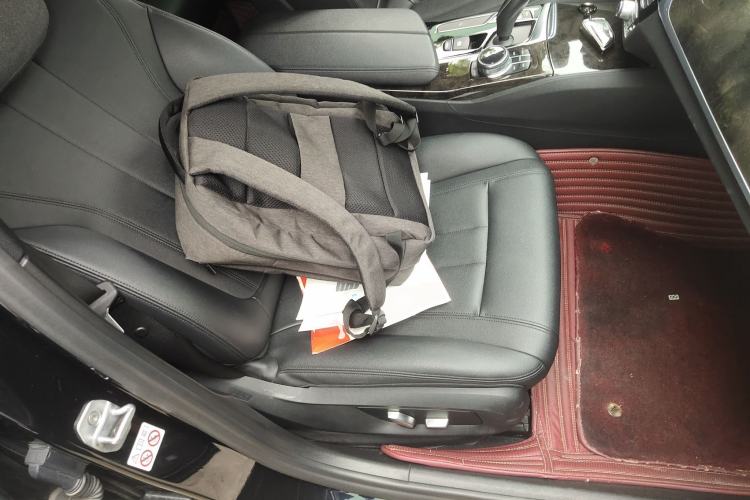 Used BMW 5 Series 2018 525Li M Sport Package Right Front Seat