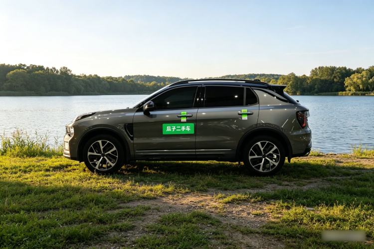 Used Lynk & Co 01 2021 2.0TD Four-Wheel Drive Hype-Halo Exterior 3