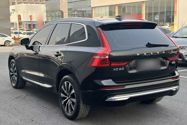 Used Volvo XC60 2024 B5 4x4 Smart Luxury Edition