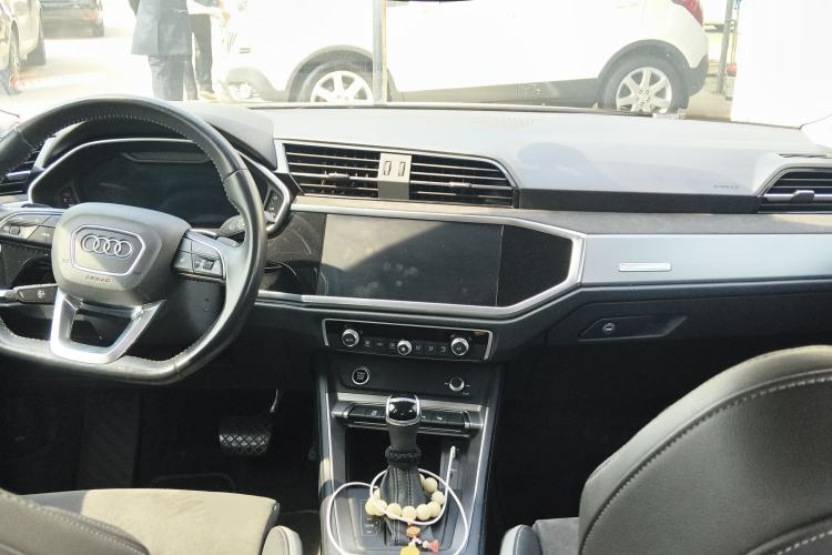 Used Audi Q3 2022 35 TFSI Fashion Dynamic Model
