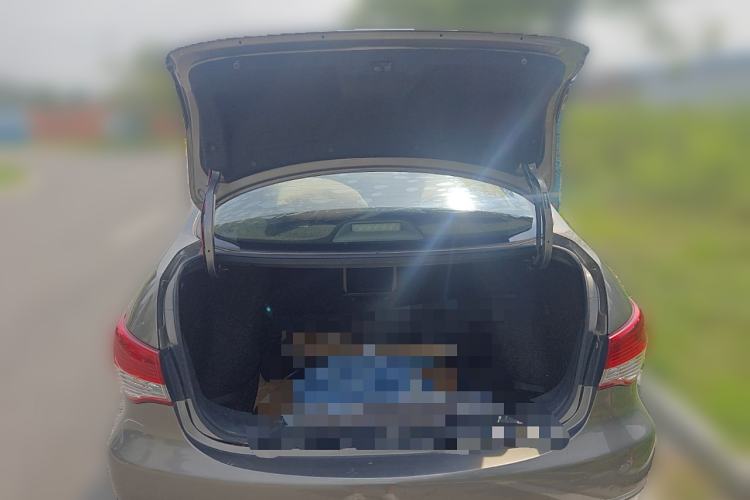 Used Nissan Sylphy 2016 Classic 1.6XE Manual Comfort Edition Trunk