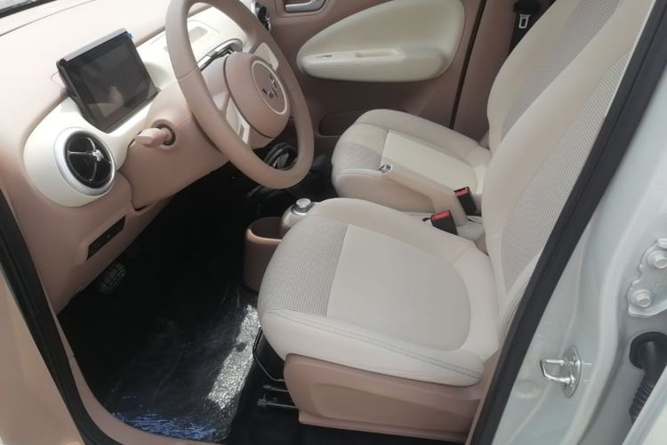 Used Wuling Hongguang MINIEV 2025 Four-Door Version Advanced Edition Left Front Seat