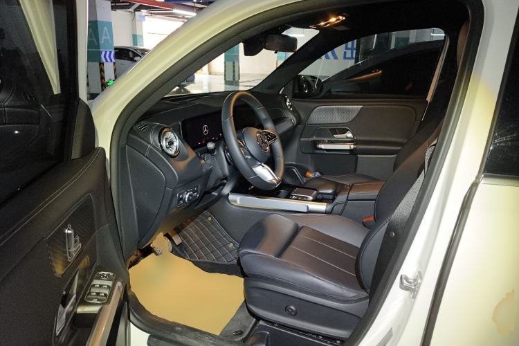 Used Mercedes-Benz GLB 2024 Refresh GLB 220 Dynamic Edition