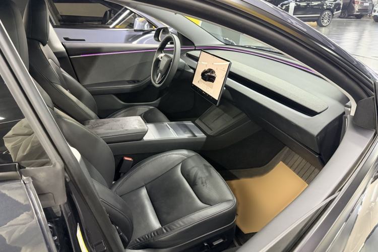 Used Tesla Model 3 2023 Rear-Wheel-Drive Version
