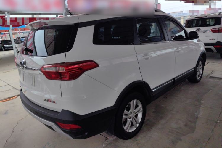 Used HYOSOW S3 2016 S3L 1.5L Manual Prestige Edition
