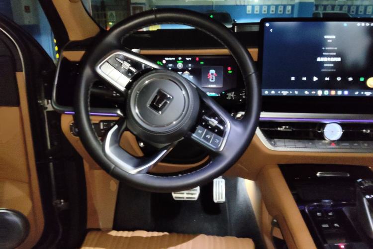 Used Tank 500 New Energy 2023 Hi4-T
